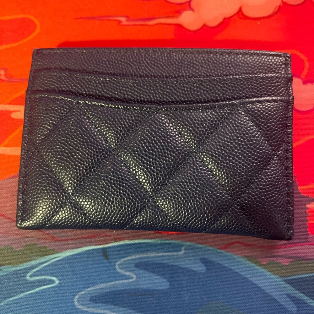 Chanel Quilted Caviar Leather Card Holder in Navy - Picture 2 of 11